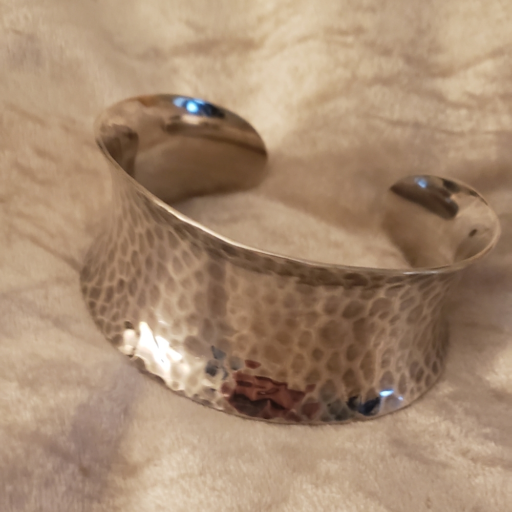 James Avery Valle Cuff